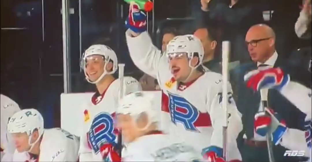 Xhekaj et Mailloux ont nargué Walker et la séquence est hilarante
