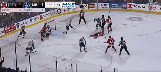 VIDÉO: Zachary L'Heureux récidive avec un autre geste regrettable dans la Ligue américaine