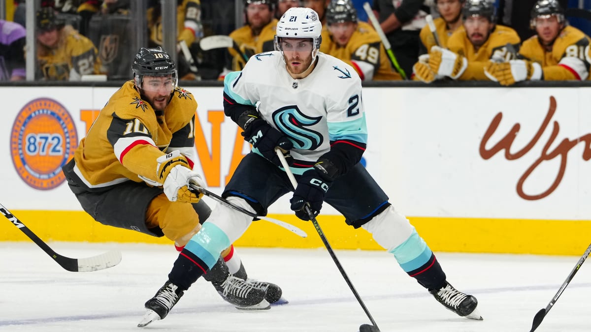 Les Rangers de New York s&rsquo;intéressent au joueur de centre Alexander Wennberg, selon Larry Brooks