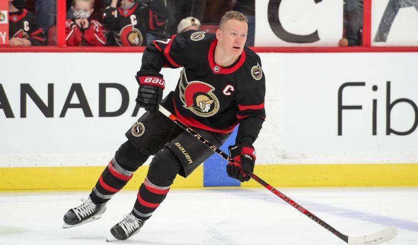 Selon Ryan Whitney, Brady Tkachuk serait disponible