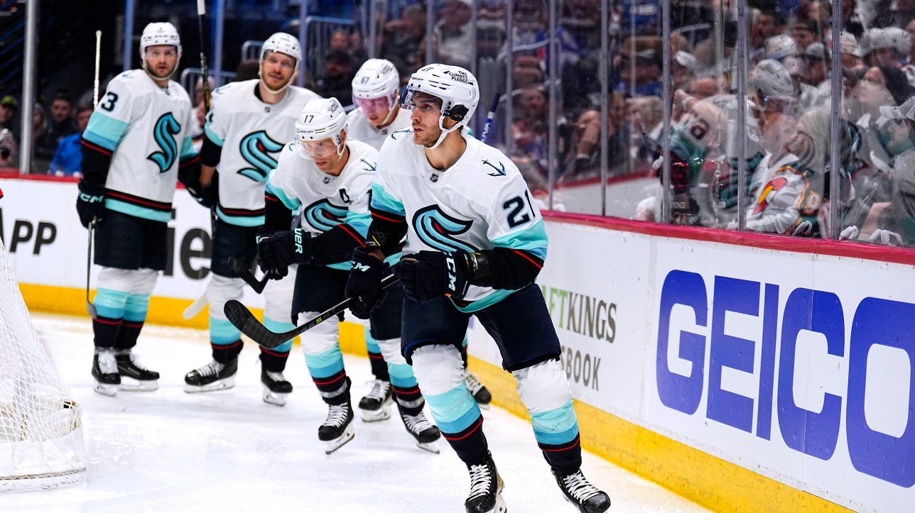 Alexander Wennberg retiré du match en vue d'une potentielle transaction