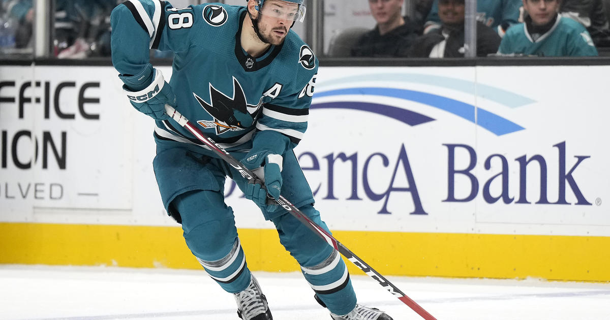Les Golden Knights font l'acquisition de Tomas Hertl