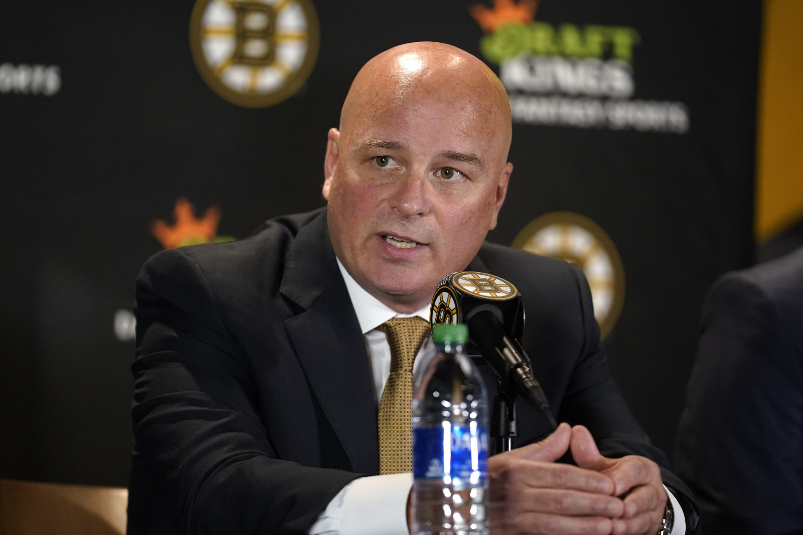 Jim Montgomery va coacher le Canadien un jour, selon Renaud Lavoie