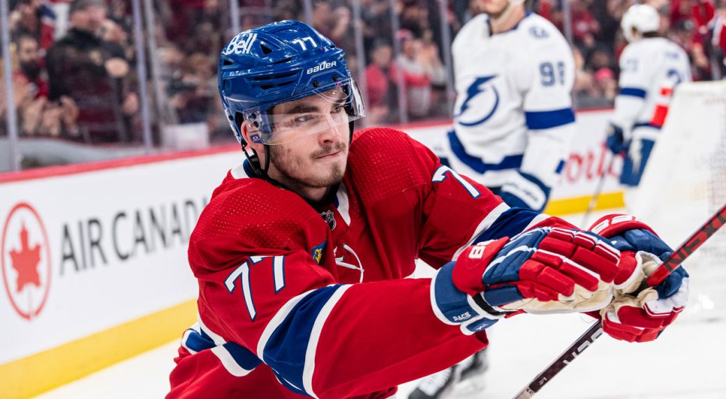 Deux invités dans l&rsquo;avion du Canadien: Kirby Dach et Christian Dvorak sont du voyage