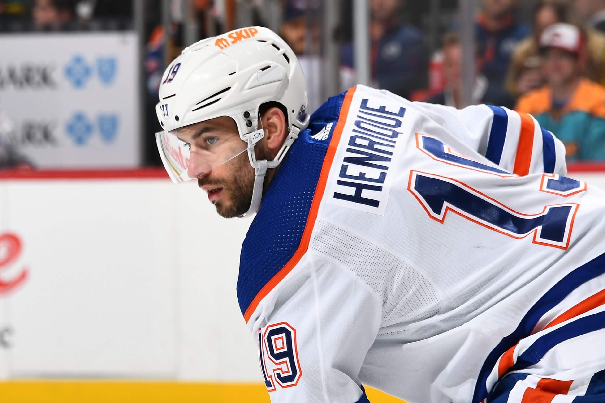 Adam Henrique est blessé et laissera sa place à Connor Brown