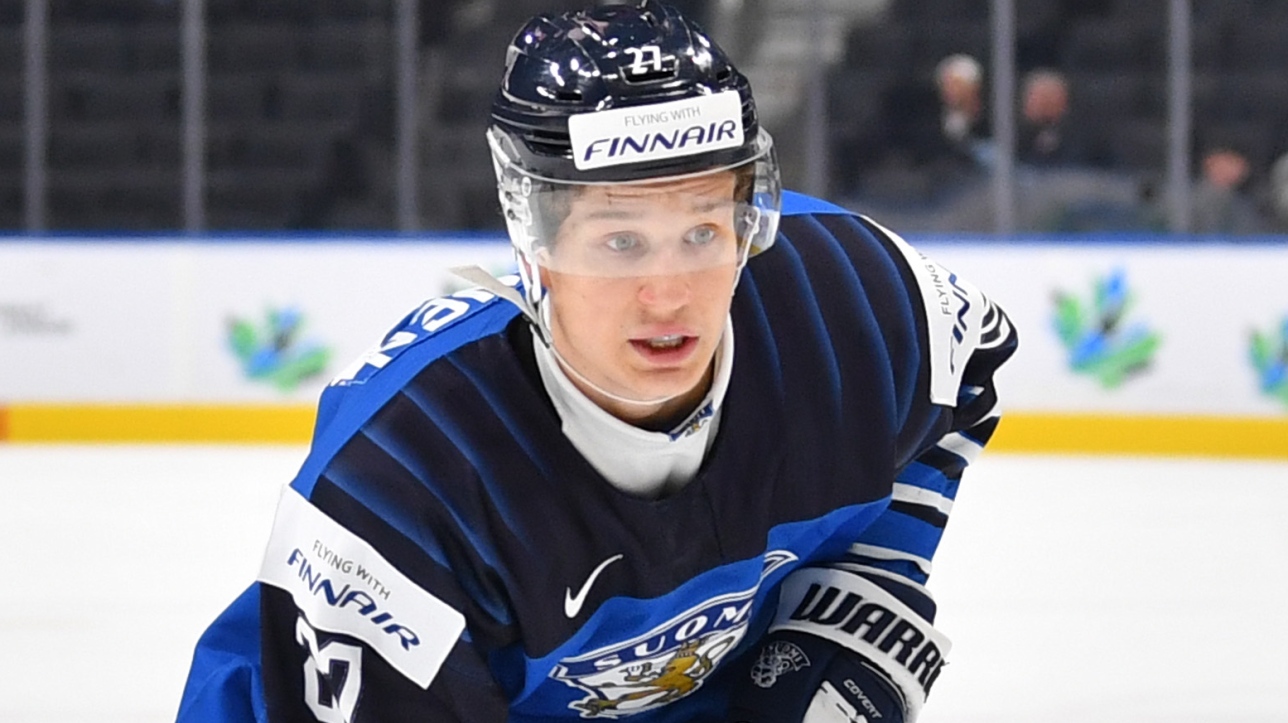 L&rsquo;espoir du Canadien Oliver Kapanen signe pour deux saisons en Europe