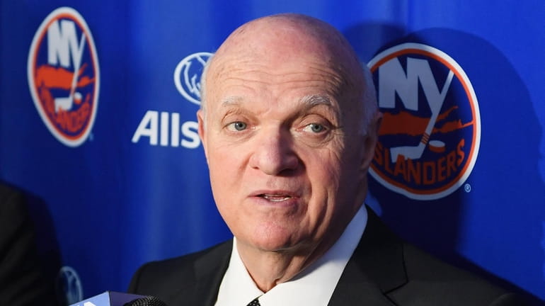 Les Islanders et les Blackhawks s'échangent des choix de premier tour