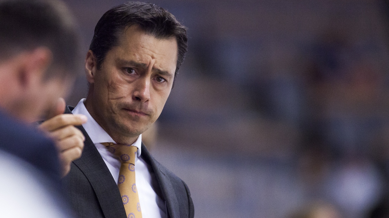 Les Maple Leafs de Toronto confirment que Guy Boucher ne sera pas de retour
