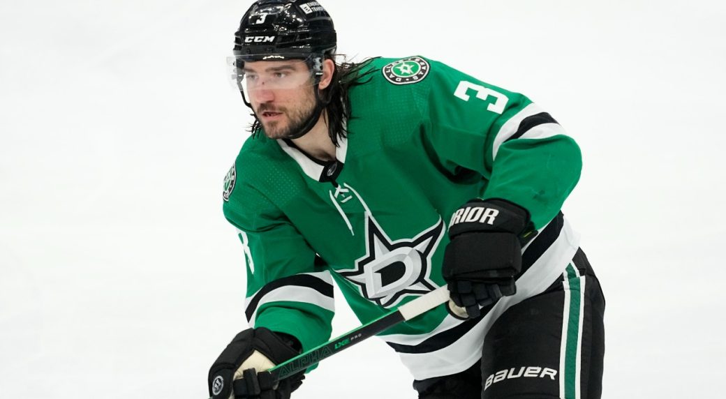 Les Maple Leafs font l'acquisition des droits du solide défenseur Chris Tanev