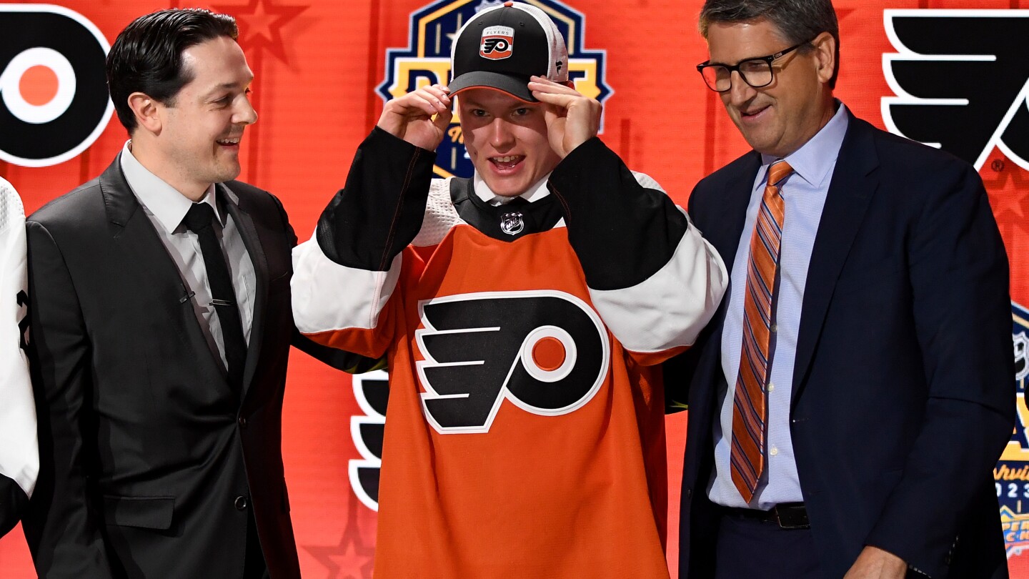 Matvei Michkov fait fureur à son premier match dans l'uniforme des Flyers de Philadelphie