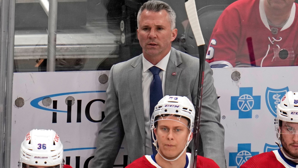 Martin St-Louis veut changer les trios pour faire de la place à Kirby Dach