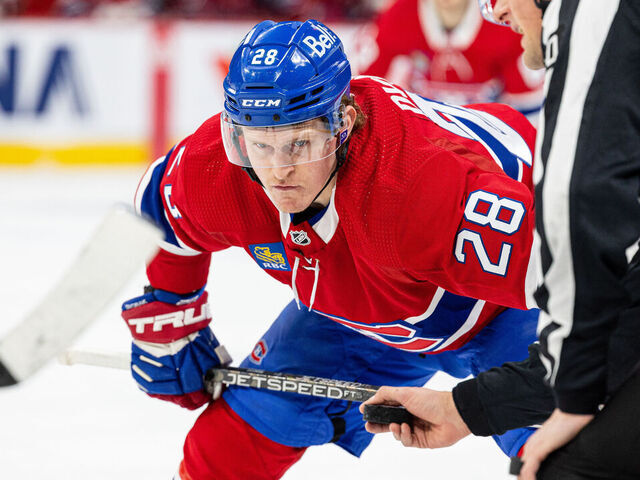 Kent Hughes pourrait profiter de l&rsquo;intérêt d&rsquo;une équipe pour échanger et se débarrasser de Christian Dvorak