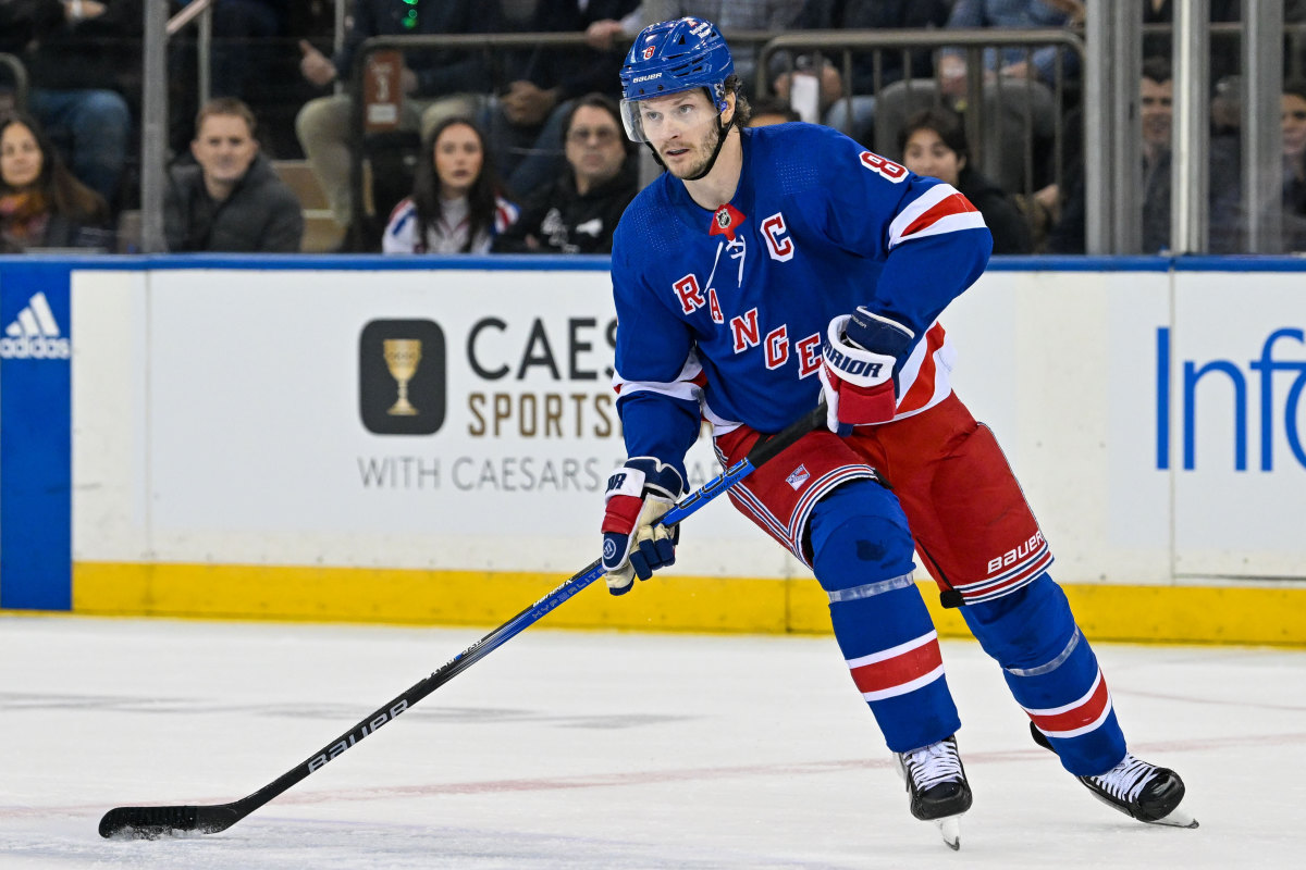 Le capitaine des Rangers Jacob Trouba en voie d&rsquo;être acquis par les Canadiens?